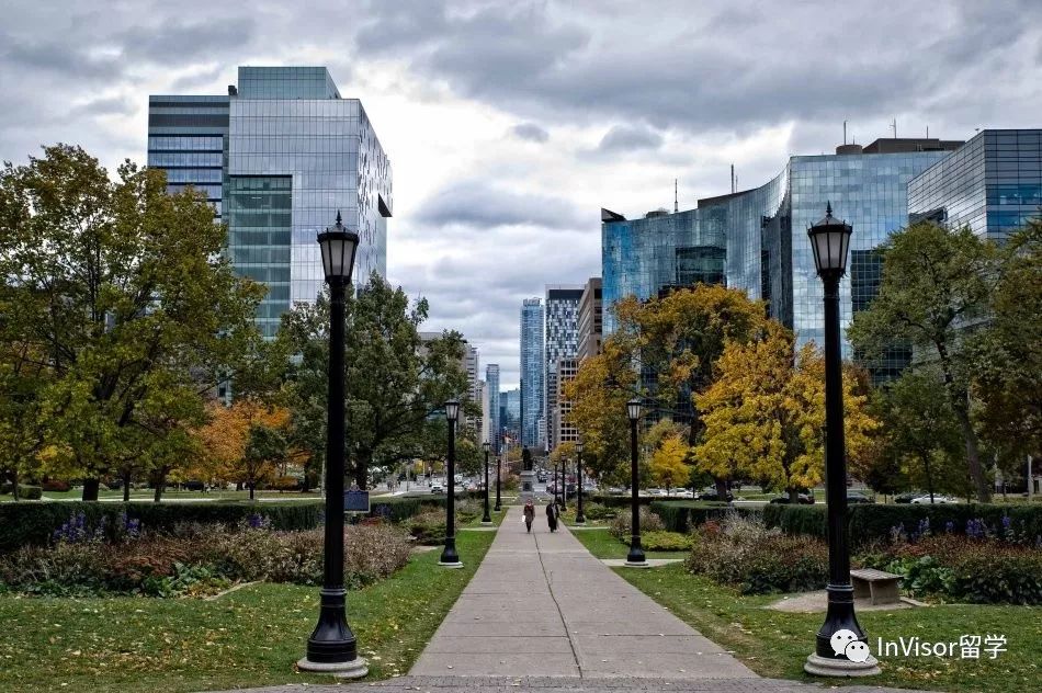 University Avenue